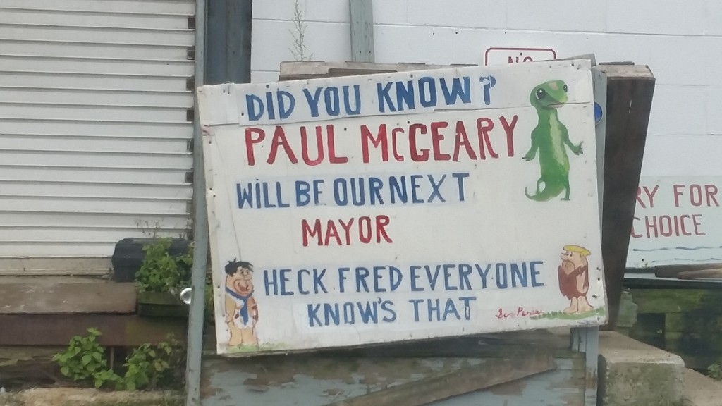 Can someone explain the gecko here? Anyone?